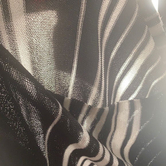 Anne Klein mesh top - Picture 9 of 9